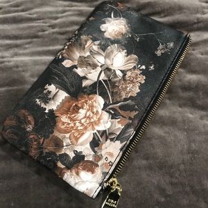 Steve Madden pouch/makeup bag